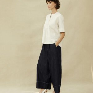 Wide-Leg Trousers With An Elastic Waistband