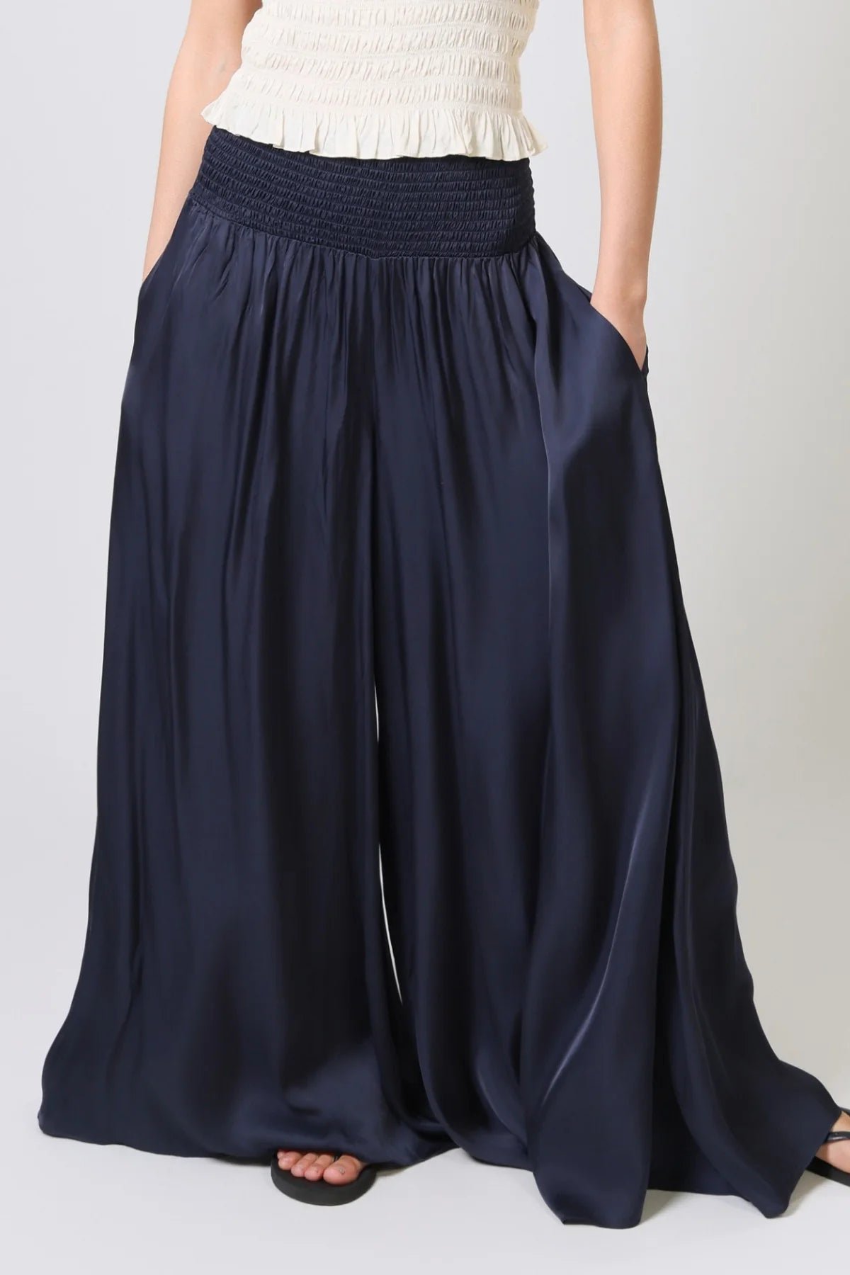 traffic-peopletraffic-people-aurora-wide-leg-trousers-any-moment-nowbottomsblue-water-clothing-7633417.jpg